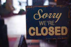 Vintage closed sign by Miguel Montejano